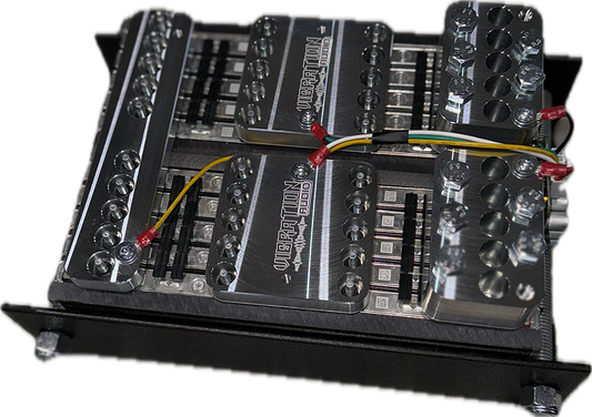 25AH Vibration Audio CMAX / 7000 watts with 300 amps of charging
