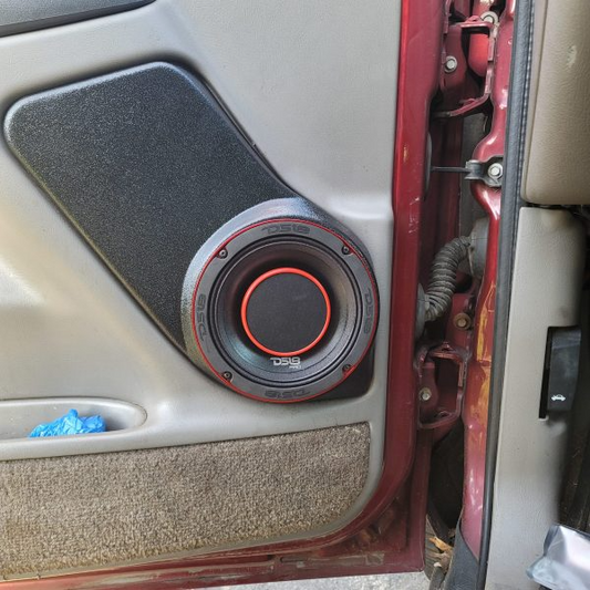 Flangeless Single 6.5″ Speaker Pods for the Front Door of a 00-06 GM Full Size Truck/SUV