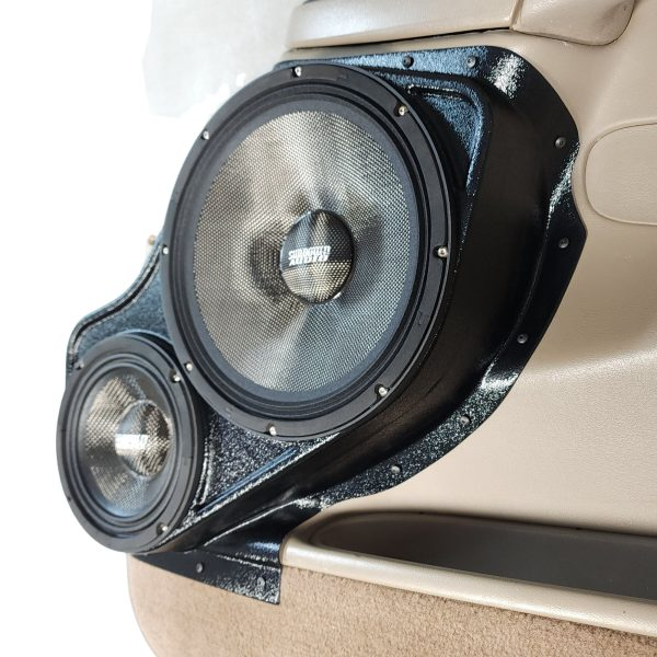 Single 10″ and Single 6.5″ Speaker Pods for the Front Door of a 00-06 GM Full Size Truck/SUV