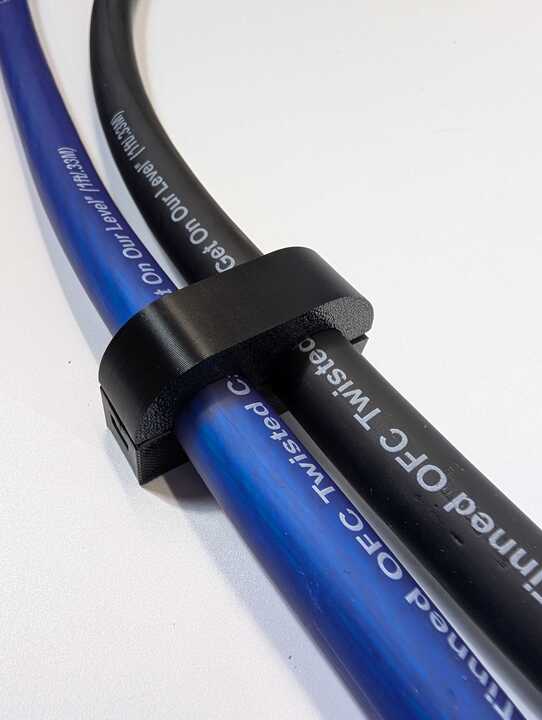 Universal Wire Holders 1/0 With Mounting holes